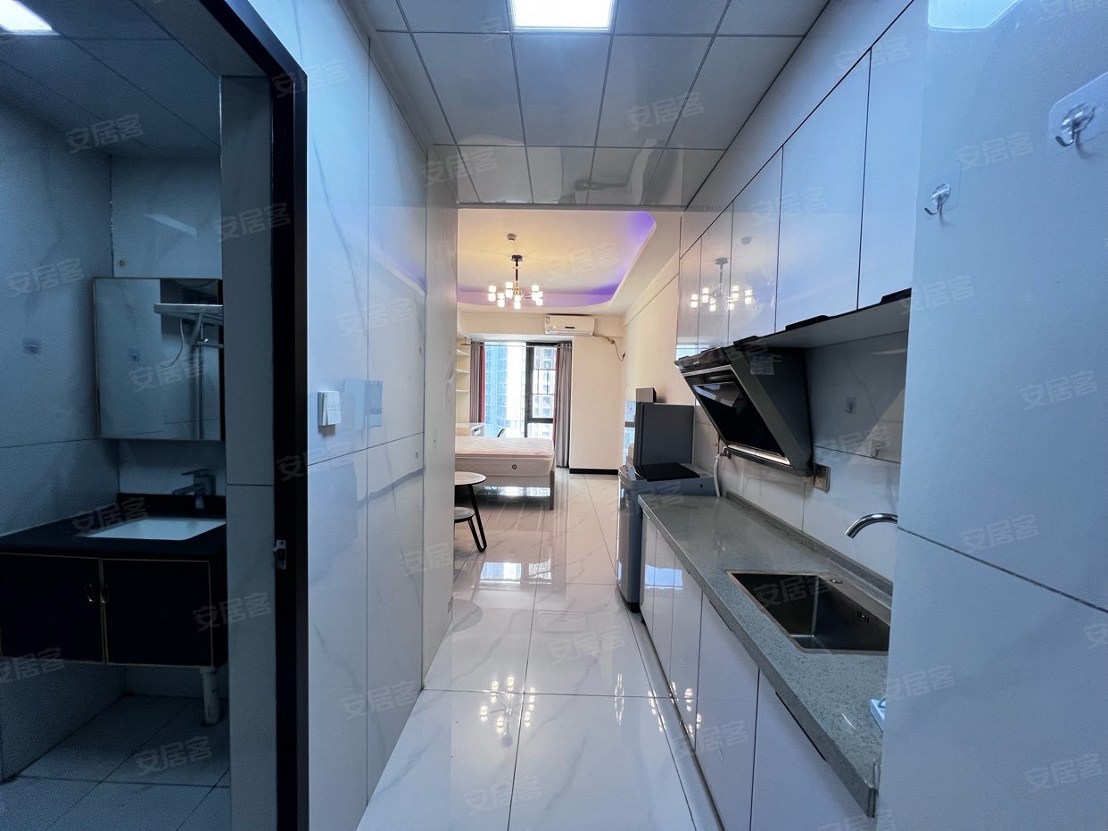 天心区涂家冲地铁口 万润时光里 理工大学旁一室整租 月付