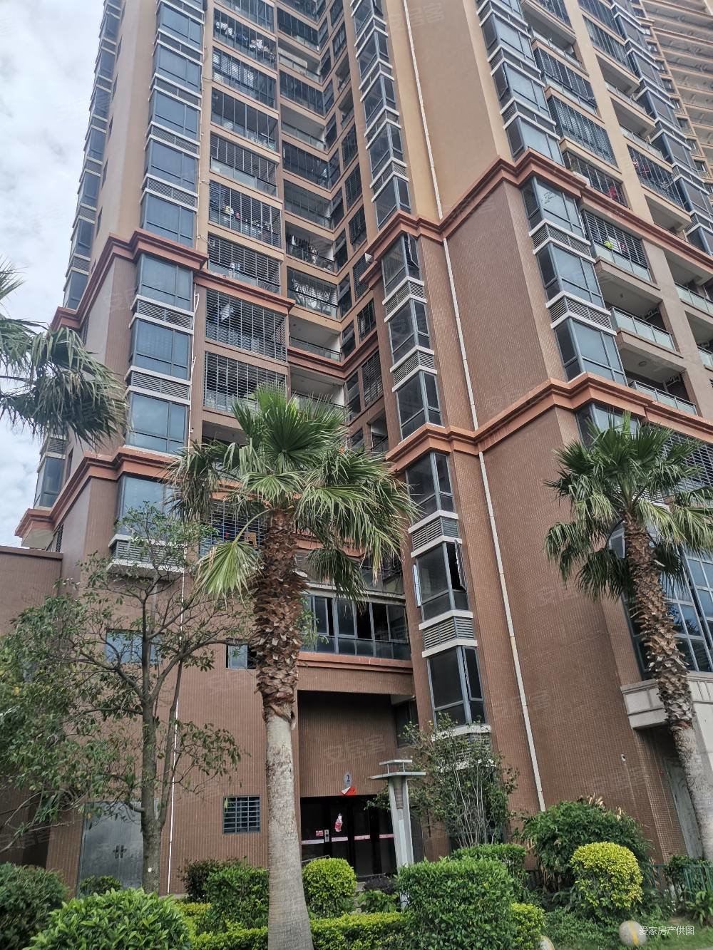 隆盛福隆花园2室1厅1卫48.37㎡南北38万