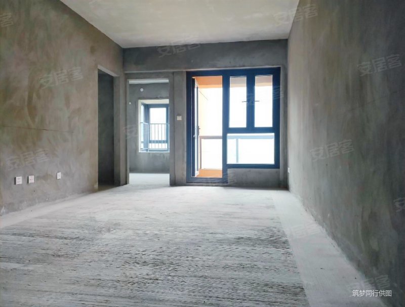 环线双轻轨两房只要85万送车位十年物管,和黄御峰(四期)二手房,85万,2