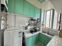 烟台福山福海路福海路上 振华商厦 家家悦 北美枫情 带大阳台 家具家电全出租房源真实图片