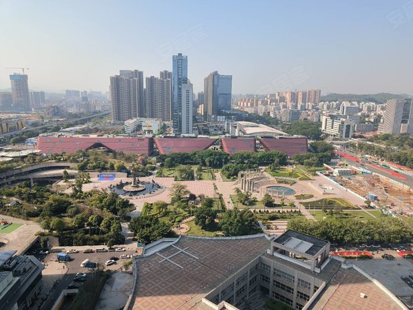 深圳龙岗龙岗中心城万科广场v寓万科时代广场平层厅出阳台大两房南北