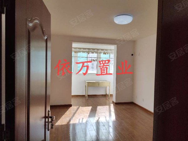 铜川耀州耀州中央广场阳光花园阳光小区3室住宅 空房子 可以做饭洗澡 有钥匙随时看房出租房源真实图片