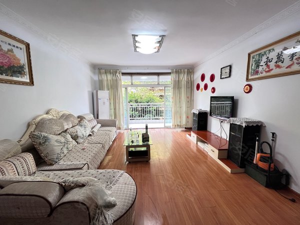 【多图】吉利花园,白市驿租房,白市驿西城金街对面三室 低楼层 家电