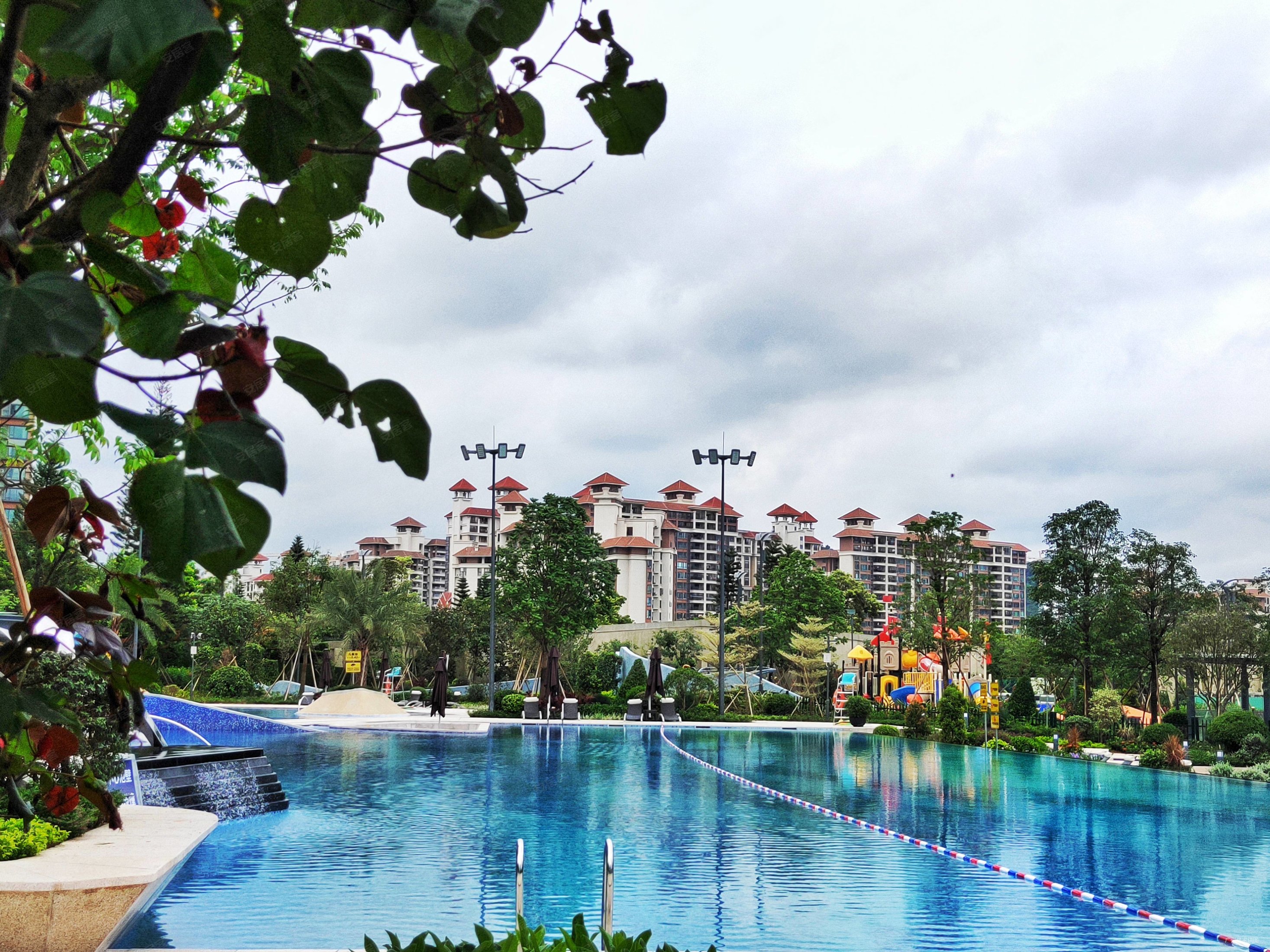 狮岭醉美小区新鸿基御华园中空复式5房4卫