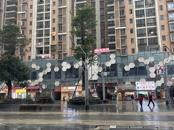 贵阳南明花果园花果园m区兰花广场,花果园m区3房拎包入住出租房源真实