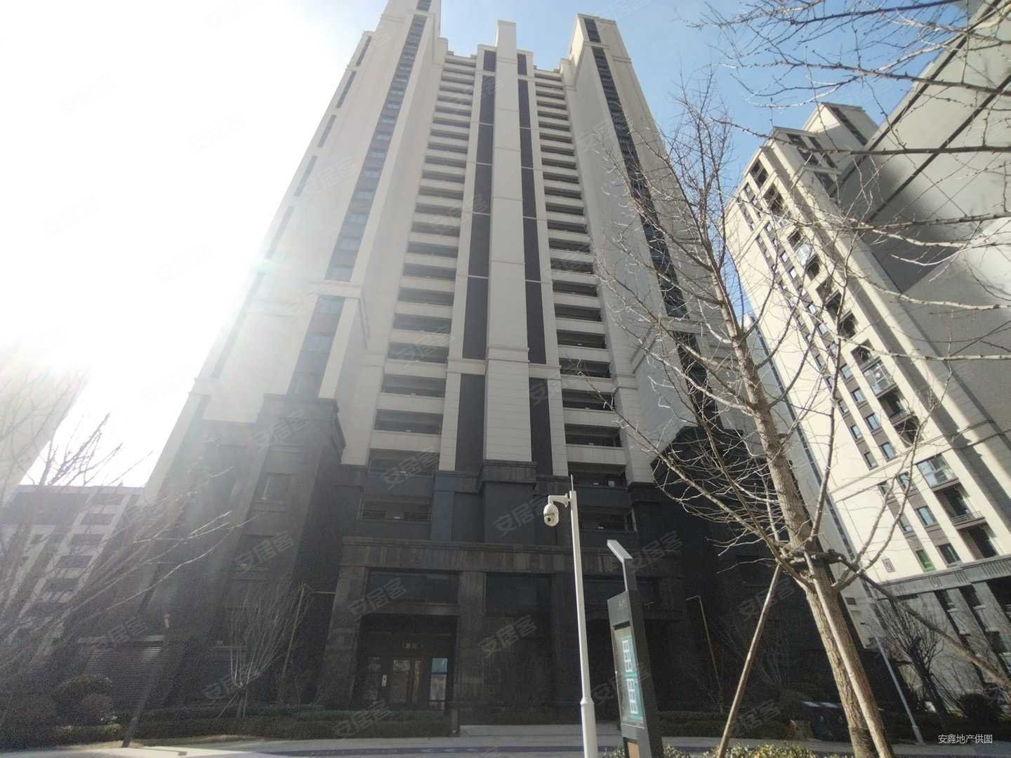 70年住宅 小面积三室2卫 精装未住 拎包入住,大连四季上东二手房,270