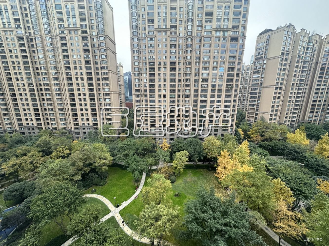 城南一号精装四房户型方正楼层适中中庭美景无遮挡