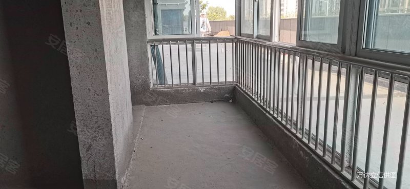 鑫汉源二期小高层带露台带车位,鑫汉源二手房,82万