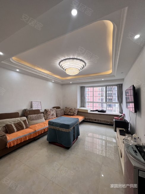 三圆盘南湖御景129平精装三房出售