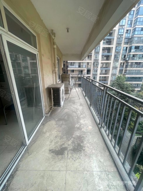 近地铁 改善大套三 出行方便 商业配套齐全 双卫生间,欣茂西郡兰庭a区