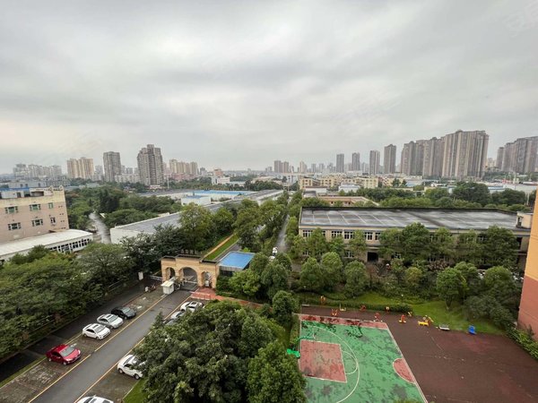 重庆荣昌荣昌城区荣城华府荣城华府精装修3房2卫,紧邻百竹园,居住环境