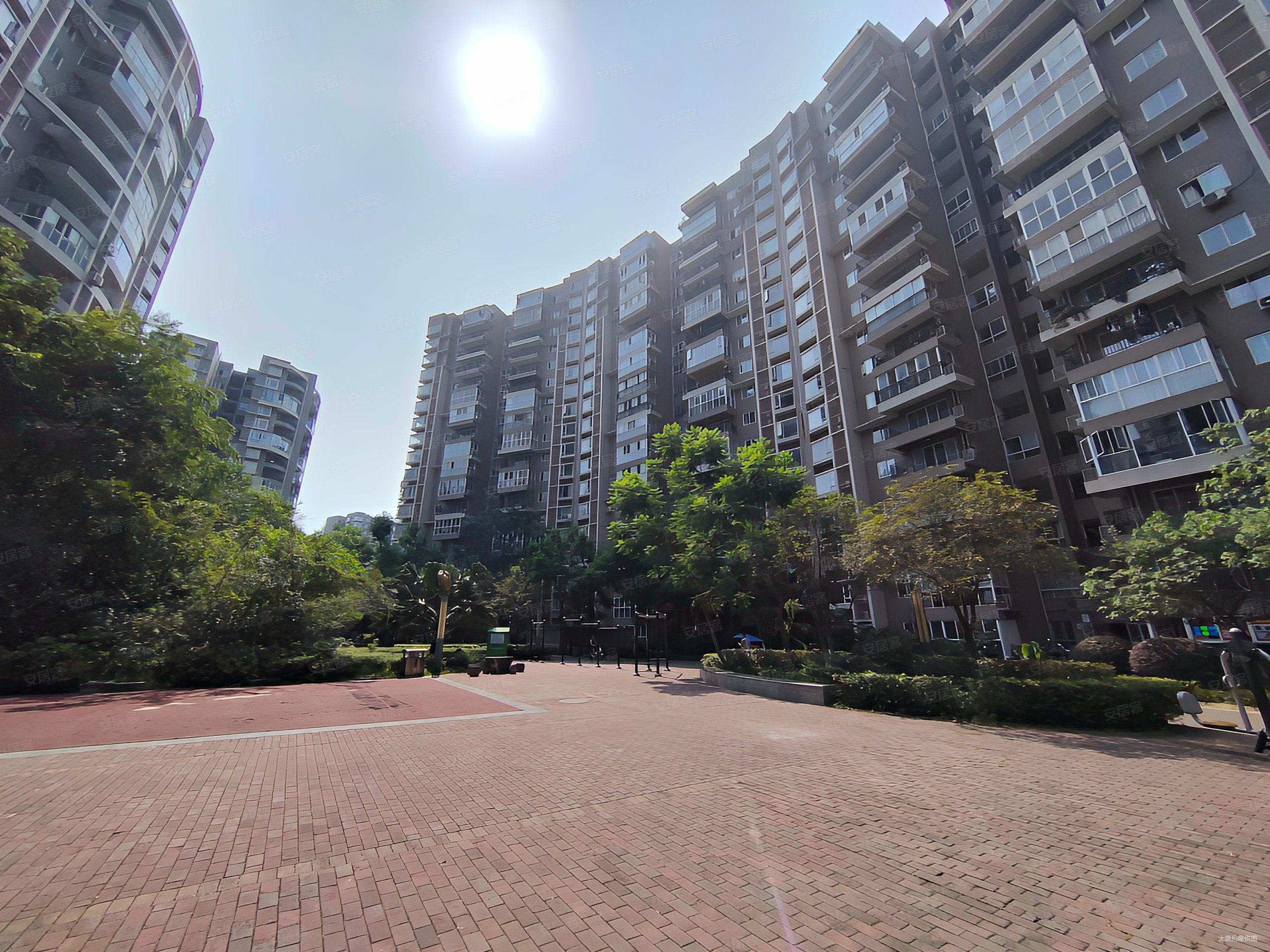 川大地铁口精装套三精装修现买现住满二好位置实地看房更佳,文星花园