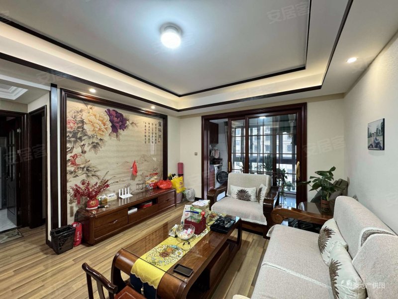 保亿风景御园 正规商品房 临地铁 刚需小三居 精装可拎包入住