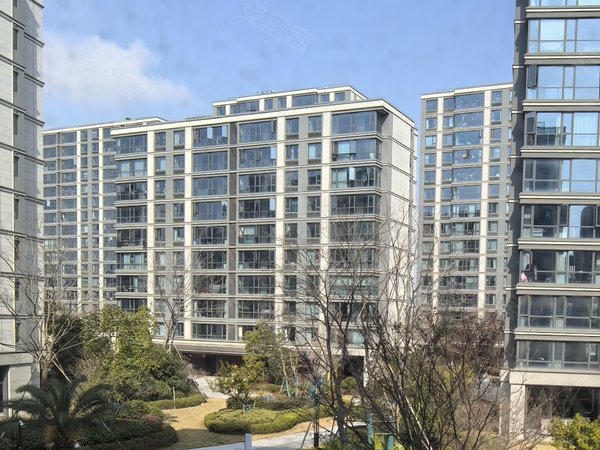 金华婺城湖海塘金地湖塘月色花园金地湖塘月色 豪装三房 家具家电齐全 南门双阳台 可拎包入住出租房源真实图片