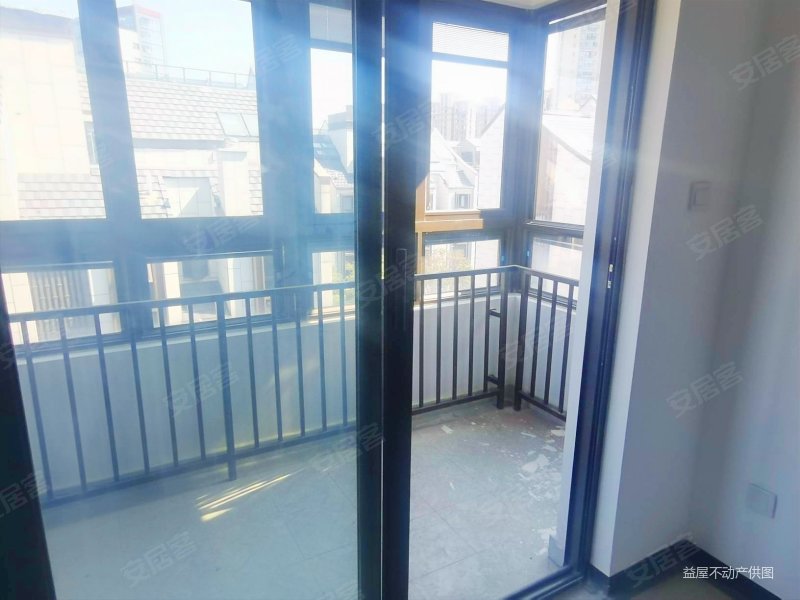 万科旁 弘阳悦禧苑 近地铁 次新房电梯洋房双卫格局 商品房