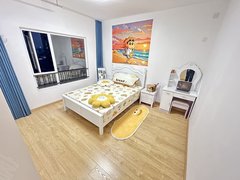 贵阳小河经开区长江路无中介 花溪区小河 长江路地铁口旁万科花样精装主卧带独立卫浴出租房源真实图片