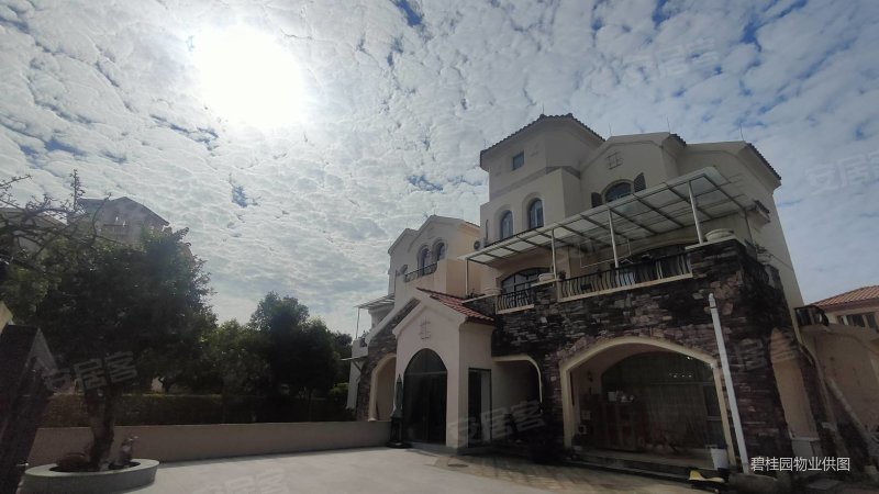 广州碧桂园假日半岛别墅诚意出售 欧式外墙二次精装修