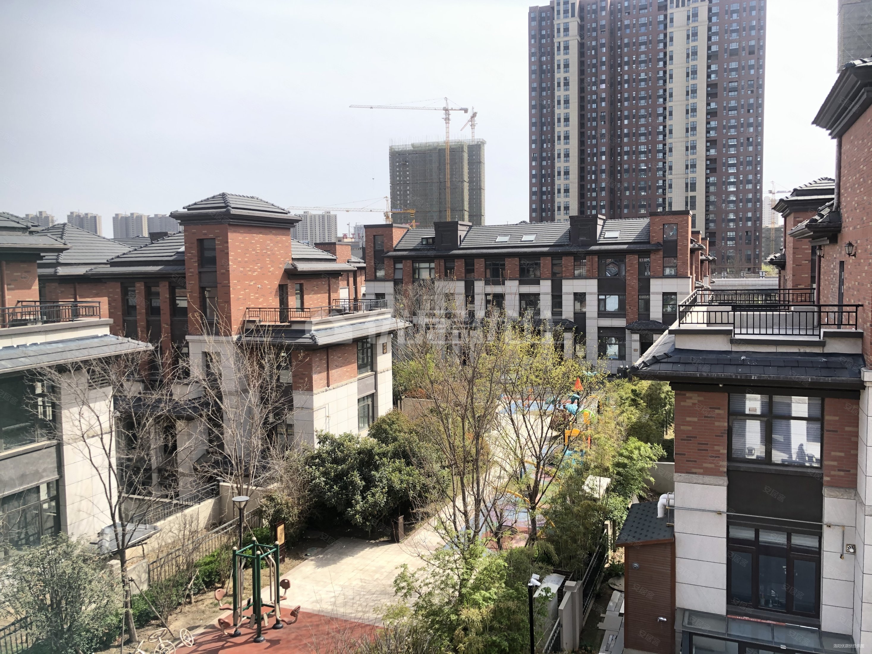 配套好,和昌花与墅(别墅)二手房,260万,6室2厅,2卫,183平米-洛阳安居