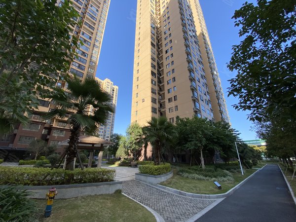 上杭龙地万福城万福城 精美大2房有空调 仅租2100押一付一 停车方便