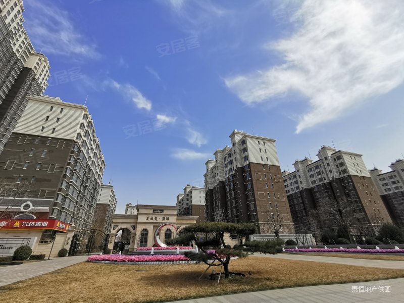 夏威夷蓝湾3室2厅2卫134㎡南北275万