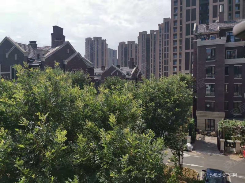 凤河孔雀城 大两居 房龄新 南北通透 楼层好 电梯房