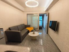 深圳罗湖蔡屋围龙园创展大厦，一房一厅，带阳台，家具家电齐全看房方便出租房源真实图片