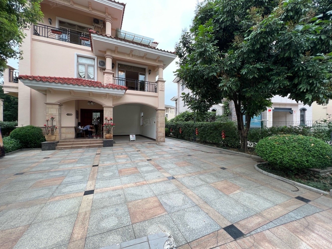 天晟海琴湾别墅