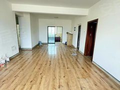 山南乃东安康时代广场雅达幸福家园 4室2厅2卫 148平 电梯房出租房源真实图片