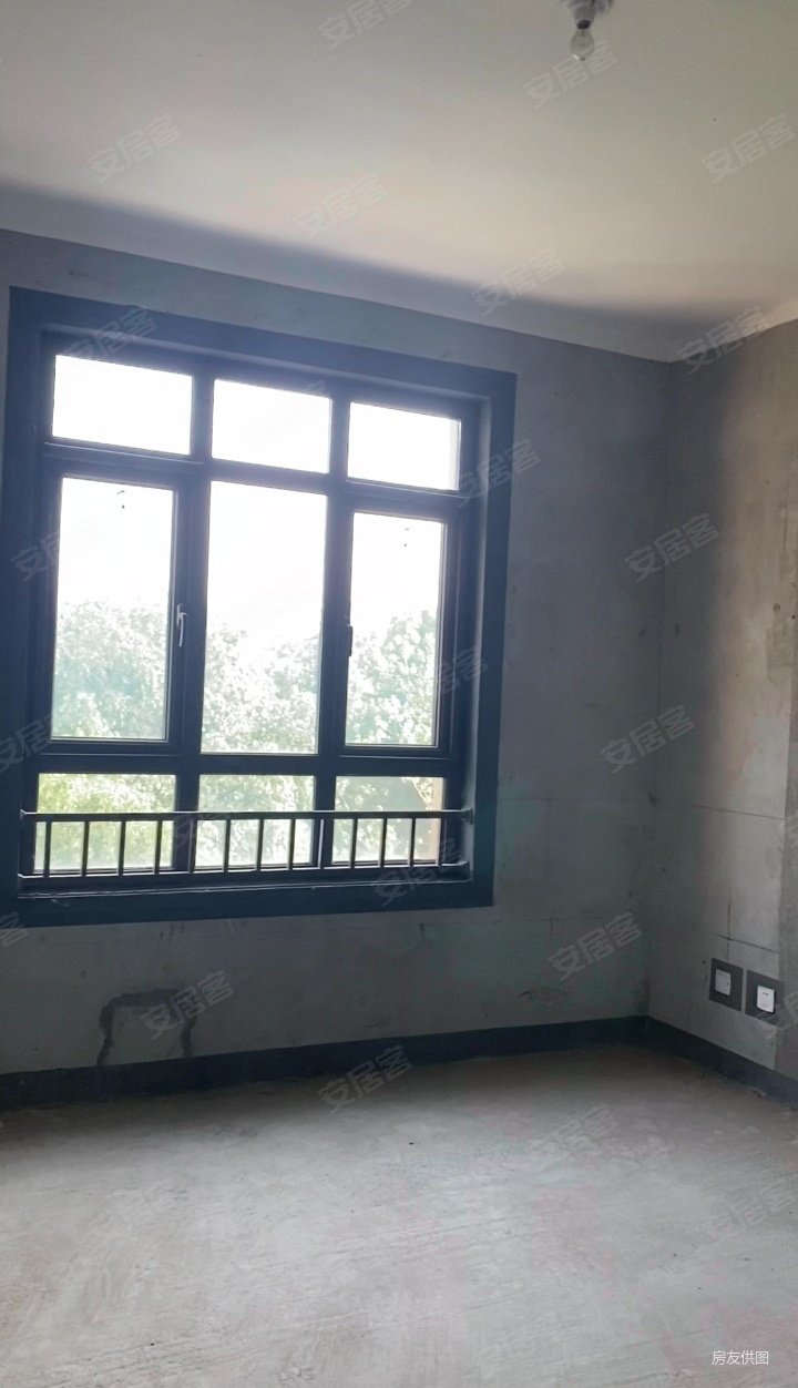 金沙湖 临湖叠墅  直面观湖 临水而居 诚售 可商谈 有钥匙