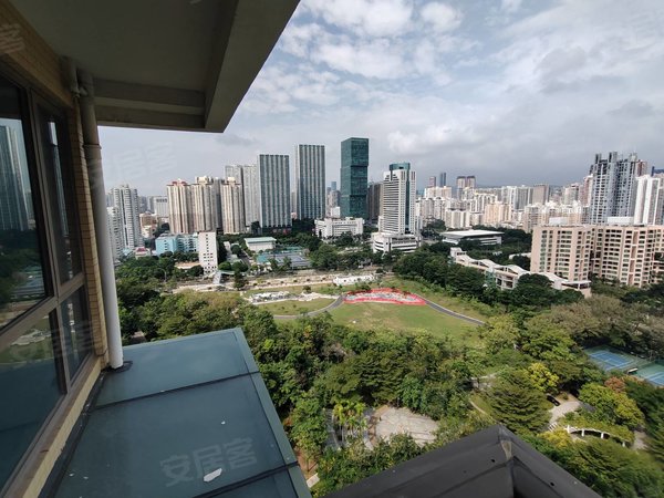 深圳福田皇岗云顶翠峰(三期)云顶翠峰三期   精装4房3卫  价格有惊喜