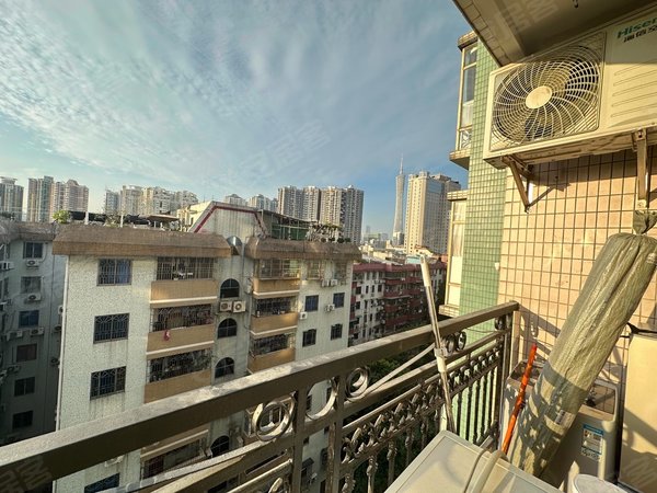 广州海珠新港西愉景雅苑客村立交旁双地铁8号线 愉景雅苑3房 全新奶白