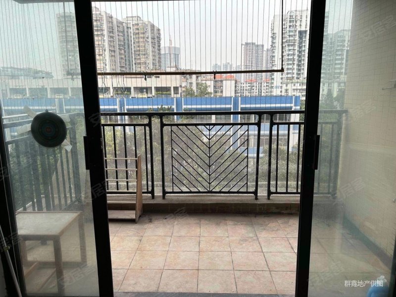 保利西悦湾近地铁次新刚需三房拎包住方便看