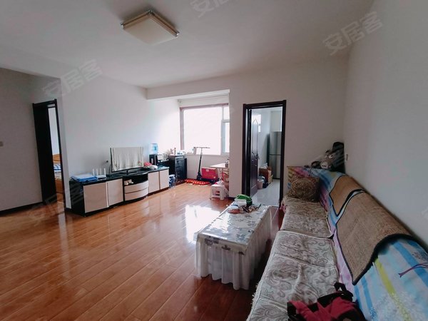 太原小店许坦东街怡然家园龙堡街 紧挨常青藤 实景拍摄 精装两居 采光