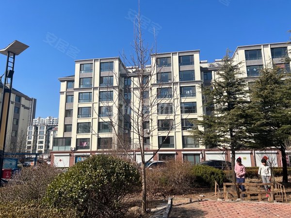 青岛莱西水集翡翠城百合苑济南路政府旁 真正的好房子!装修真好!