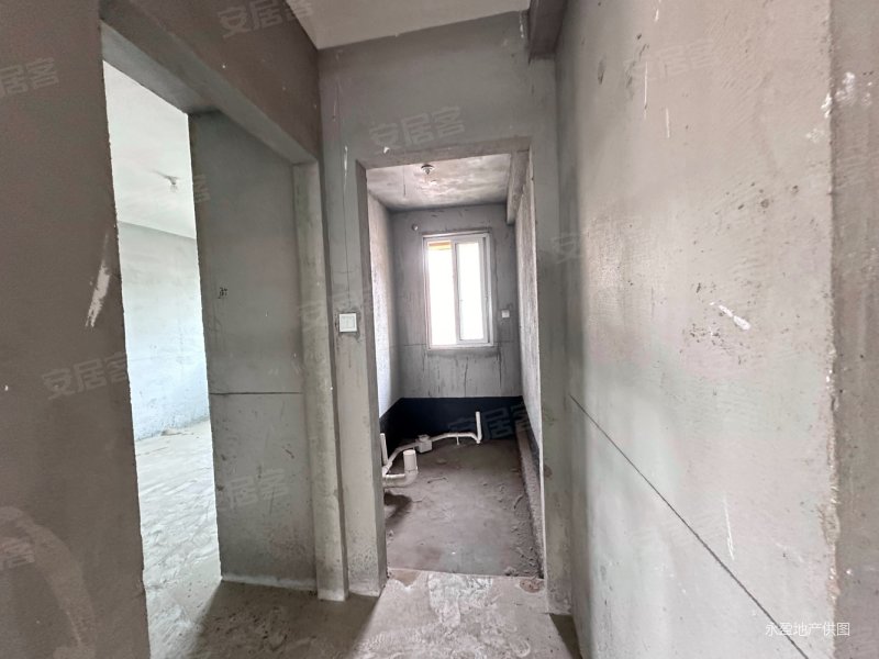 沭城天下130平方西边户1318万送储藏室满二