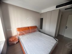 温岭温岭南登丰路商业街新城京岭云樾东方 3室2厅2卫出租房源真实图片