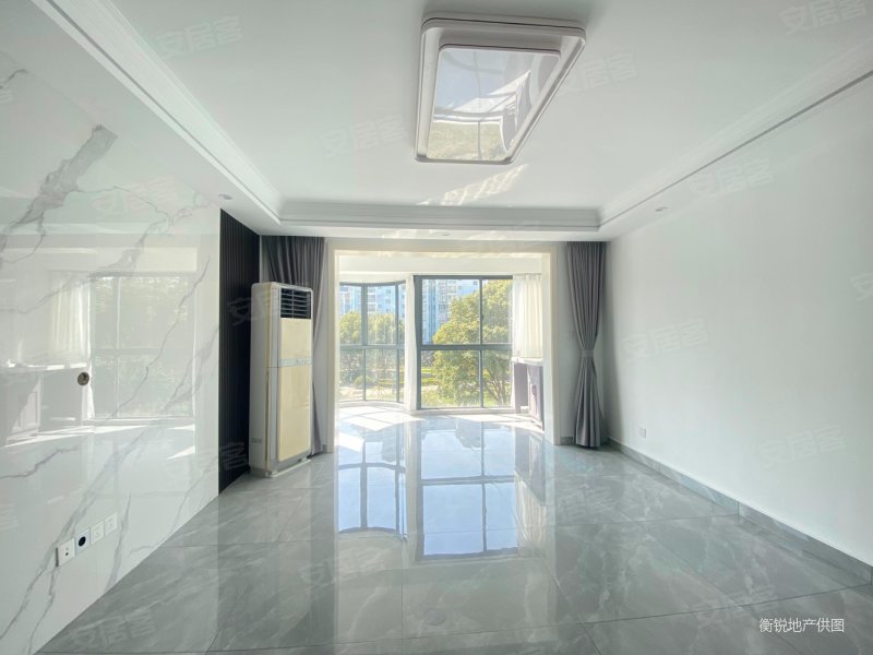 正规商品房三开间朝南 南北通透 精装修 双卫生间 满五 ,华亭新苑