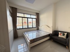 河池宜州宜州城区豪门时代附近 电梯单间公寓 有衣柜有WiFi出租房源真实图片