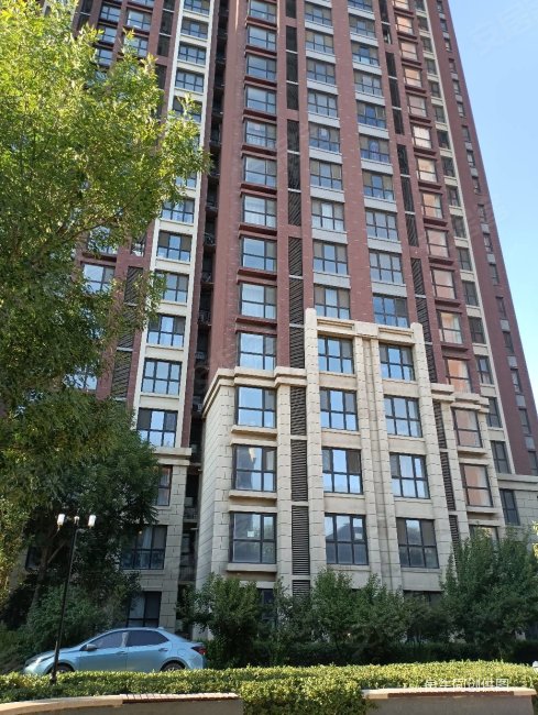 雪莱小镇,洋房三居,一梯两户,格局好,满五  ,随时看房