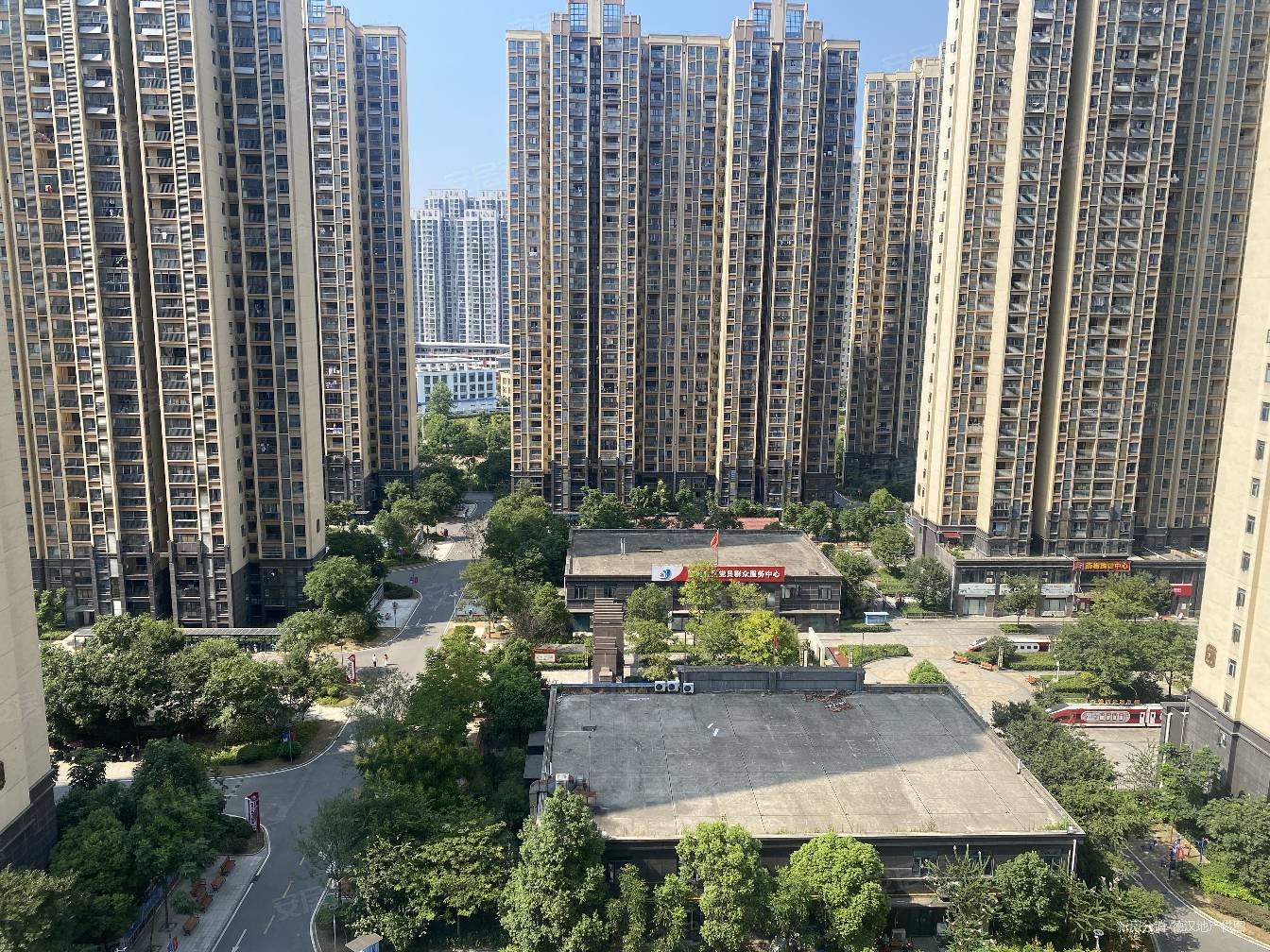 智苑小区2室1厅1卫75.91㎡南北67万