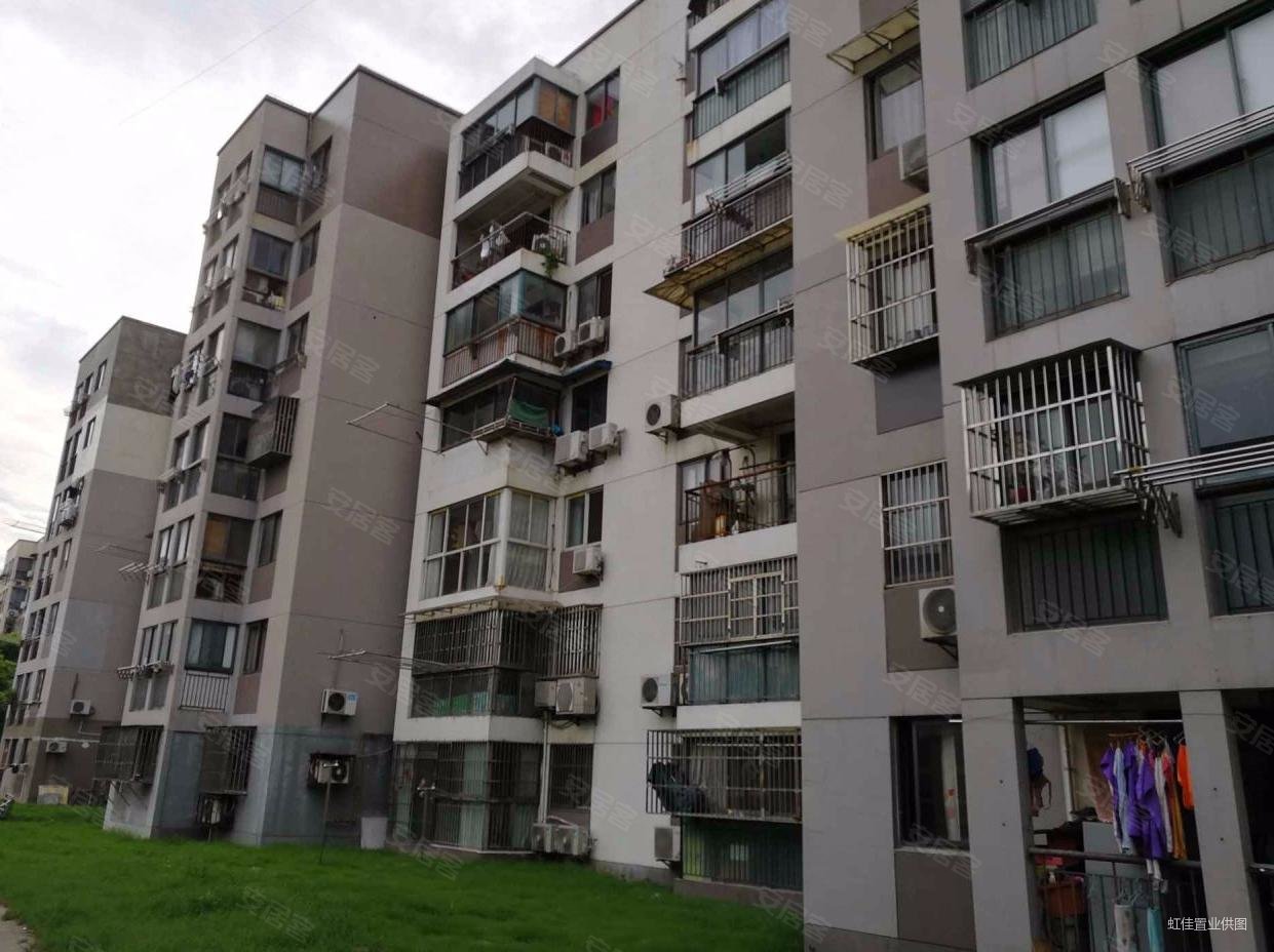 金鹤新城中房公寓