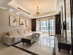 张家港塘市塘市中心东方新天地(东区) 3室2厅1卫  电梯房 精装修121平米出租房源真实图片