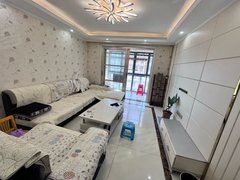 霍邱新店新店市场龙迪小区，三室二厅，每月1000元，配套齐全，随时看房出租房源真实图片