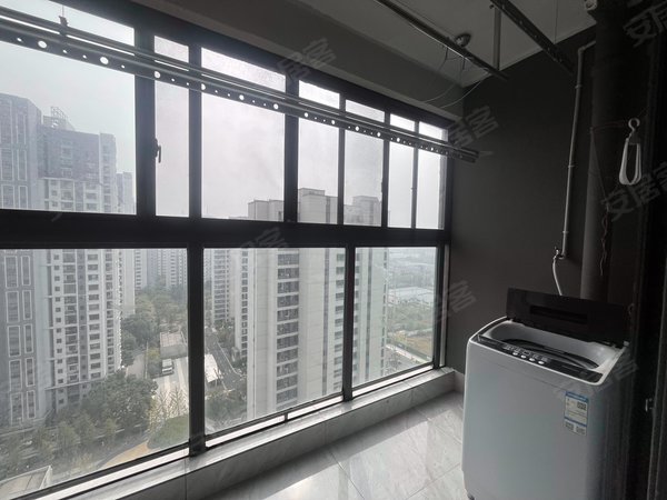 苏州虎丘虎丘城区黄浦花园黄浦花园 精装两居室出租 停车80一个月出租