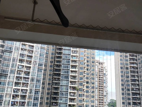 深圳宝安沙井西荟城三期西荟城三期 南北通透 拎包入住 电梯房出租