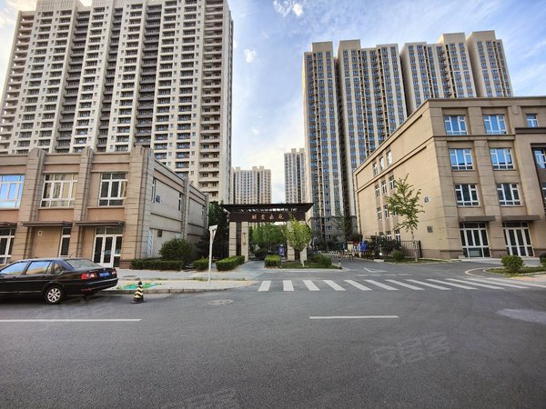 北京朝阳豆各庄丽景嘉苑黑庄户 豆各庄 丽景嘉苑精装3居 地砖 随时