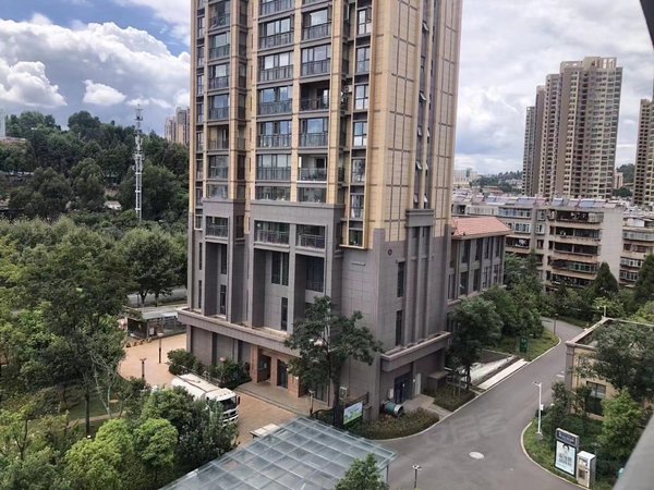 昆明五华莲花片区学府协信天地可季度 小西门建设路苏家塘地铁口 万科