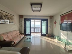 邹平邹平城区山南交通大厦生活区，紧邻旺顺阁，邹平一中，连接山南山北，位置优越出租房源真实图片