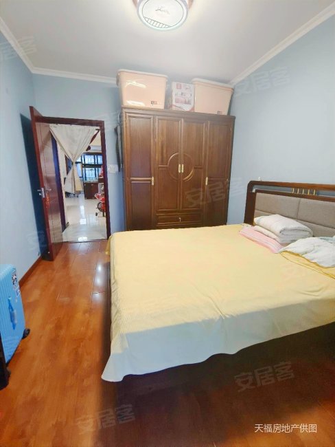 春晓馨苑 小高层 3居 精装南北通透 有证能按揭