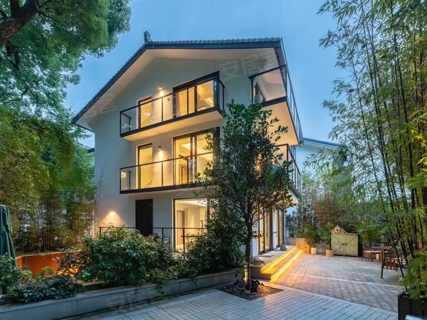 杭州西湖西湖龙井村西湖景区别墅面朝茶园,花园500方,露台100方,精装